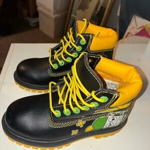 Timberland Youth Boots – Green/Yellow/Black Audio Design – Size 12